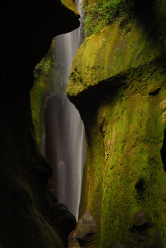sombrio waterfall_w
